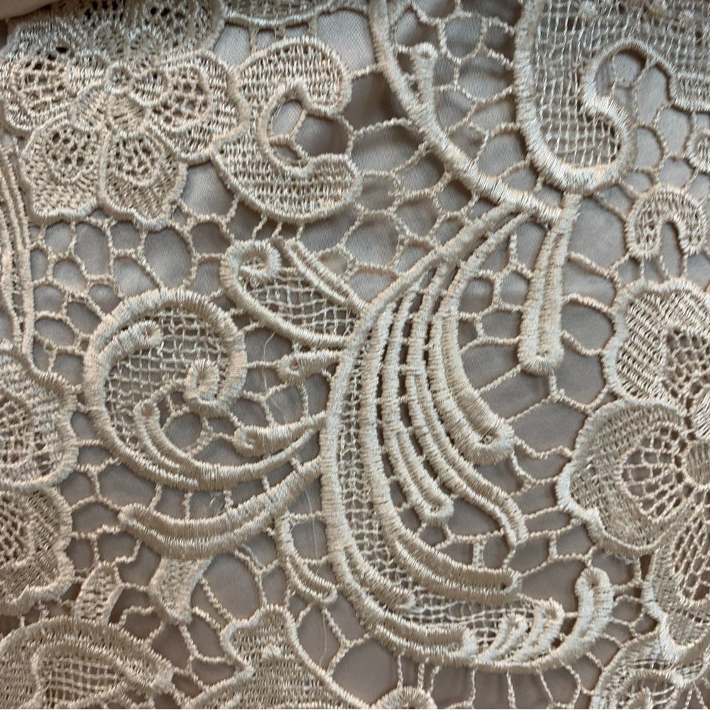 Adrianna Papell evening cream satin crochet lace halter dress Sz 6 - Picture 4 of 12